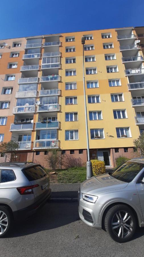 Apartment Kamyk Praga Esterno foto